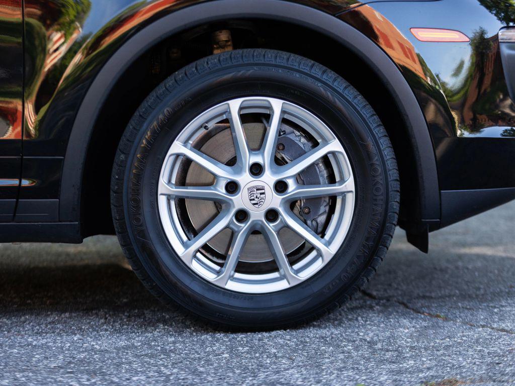used 2016 Porsche Cayenne car, priced at $20,694