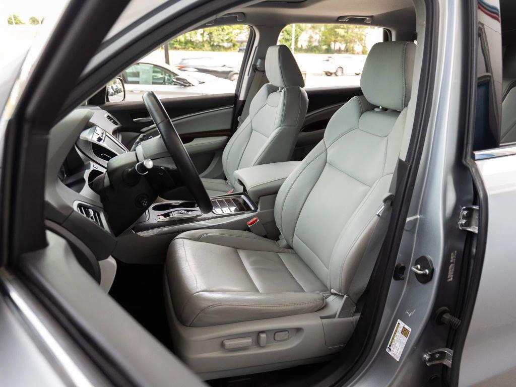 used 2018 Acura MDX car, priced at $16,694