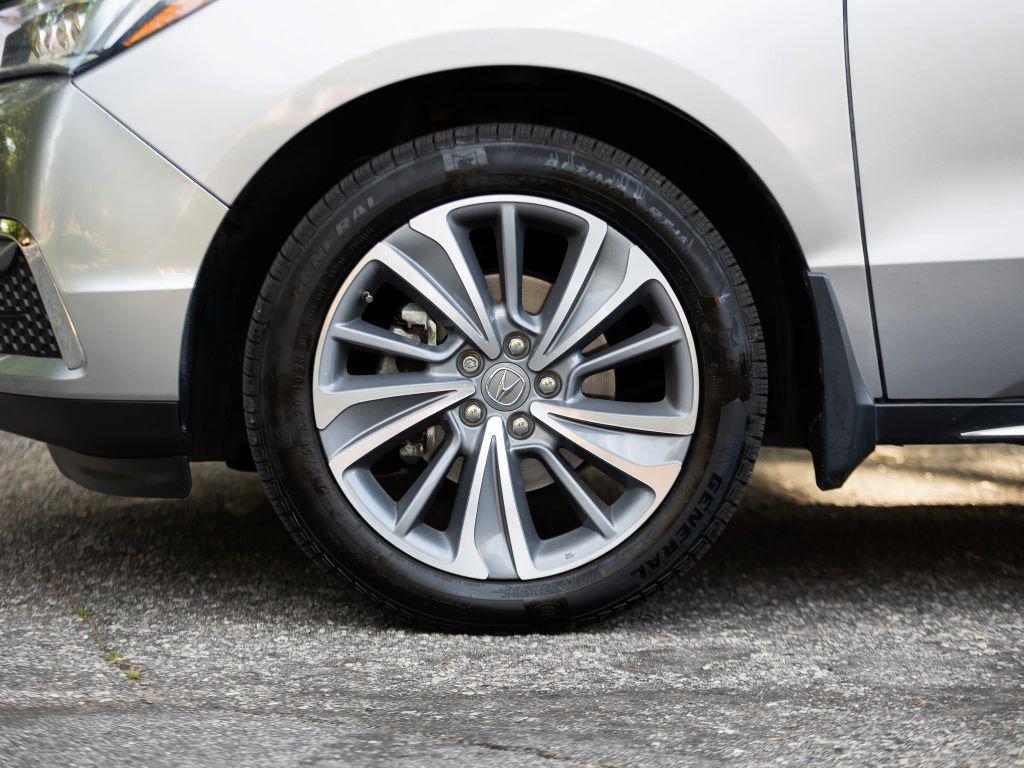 used 2018 Acura MDX car, priced at $16,694