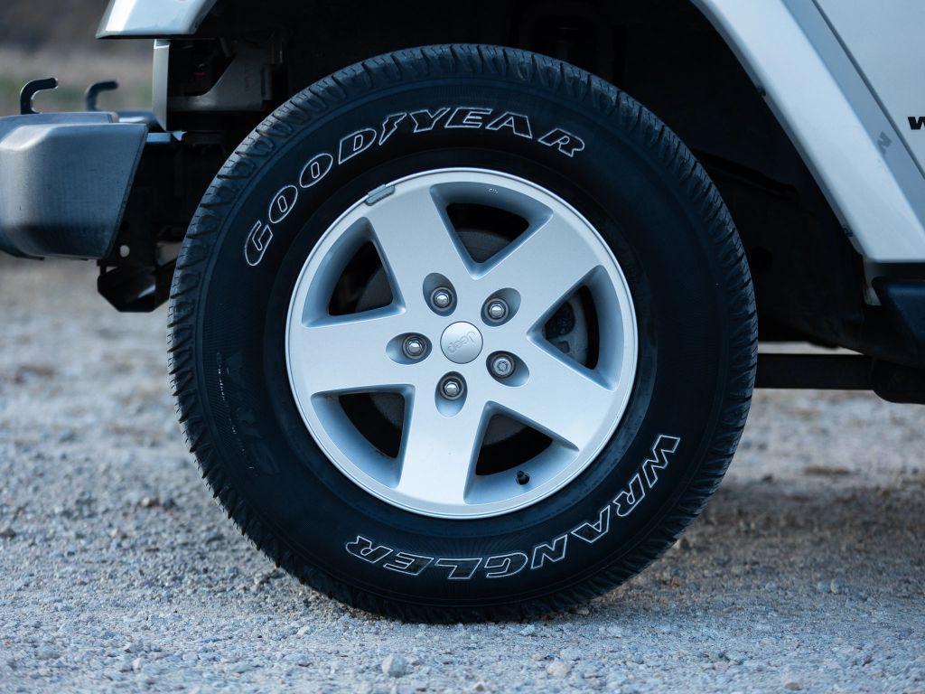 used 2007 Jeep Wrangler car, priced at $11,495