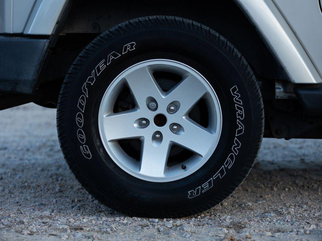 used 2007 Jeep Wrangler car, priced at $11,495