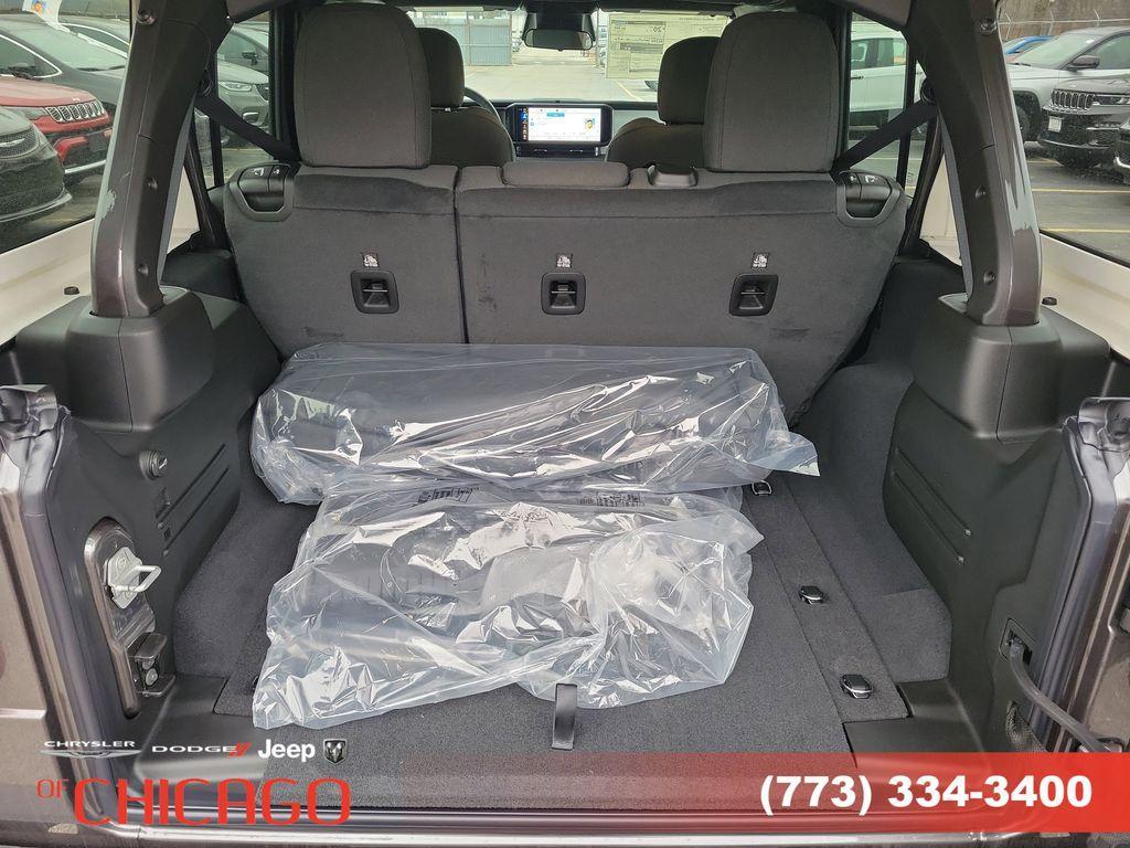 new 2026 Jeep Wrangler car, priced at $47,164