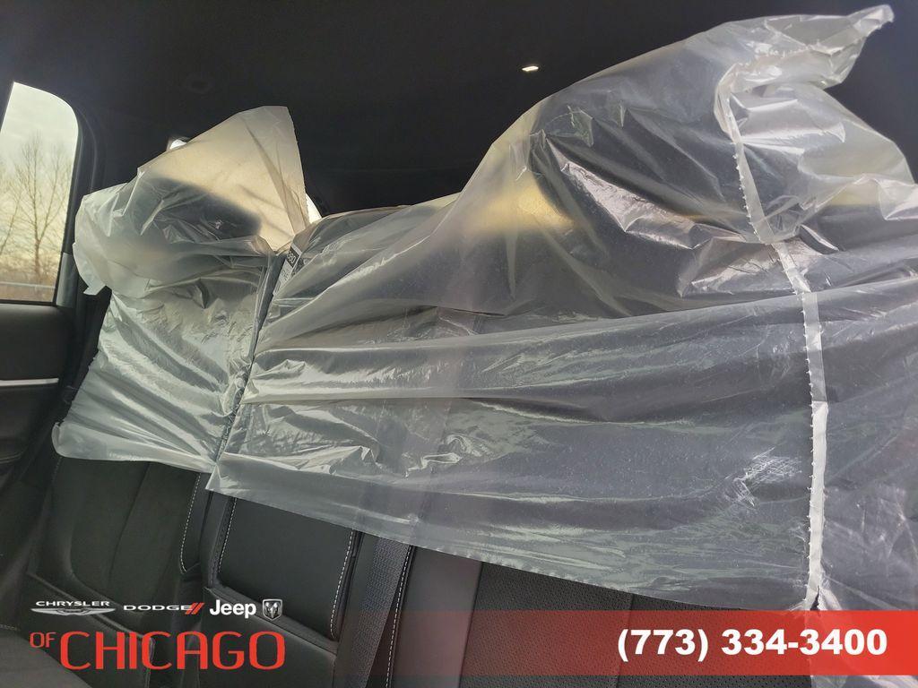 new 2026 Jeep Grand Cherokee car, priced at $43,301