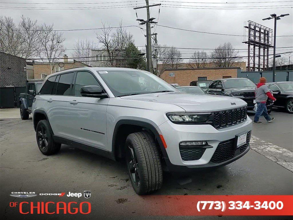 used 2025 Jeep Grand Cherokee car, priced at $41,000