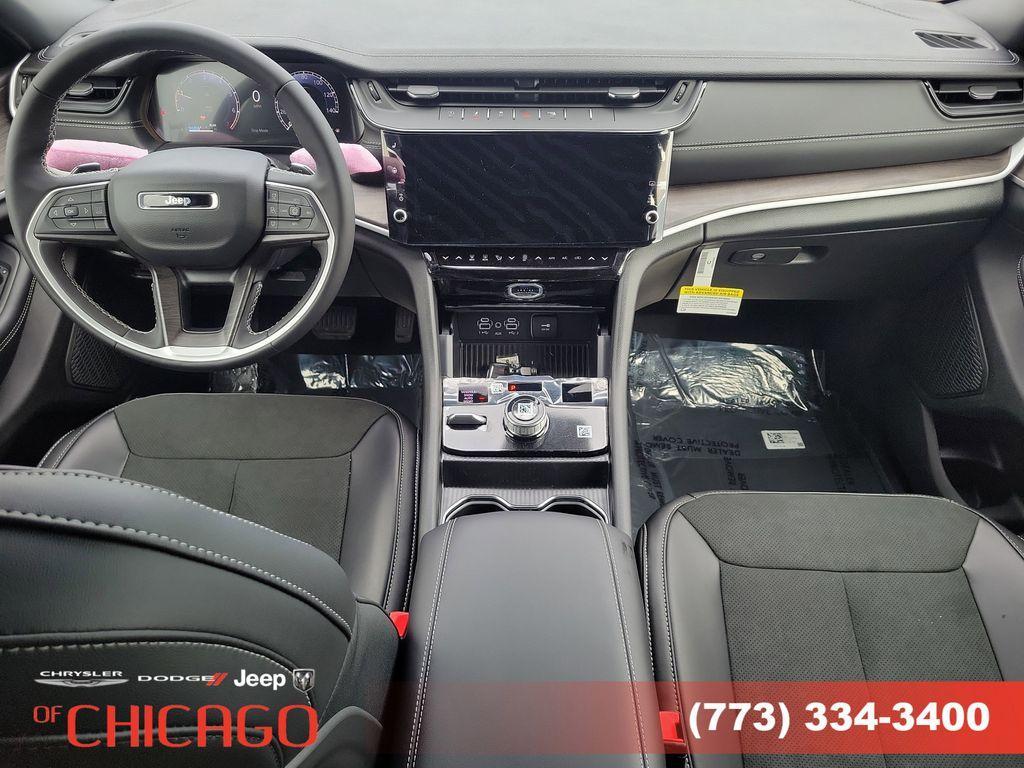 new 2026 Jeep Grand Cherokee car, priced at $41,950