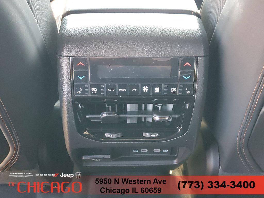 new 2026 Jeep Grand Cherokee L car, priced at $59,557