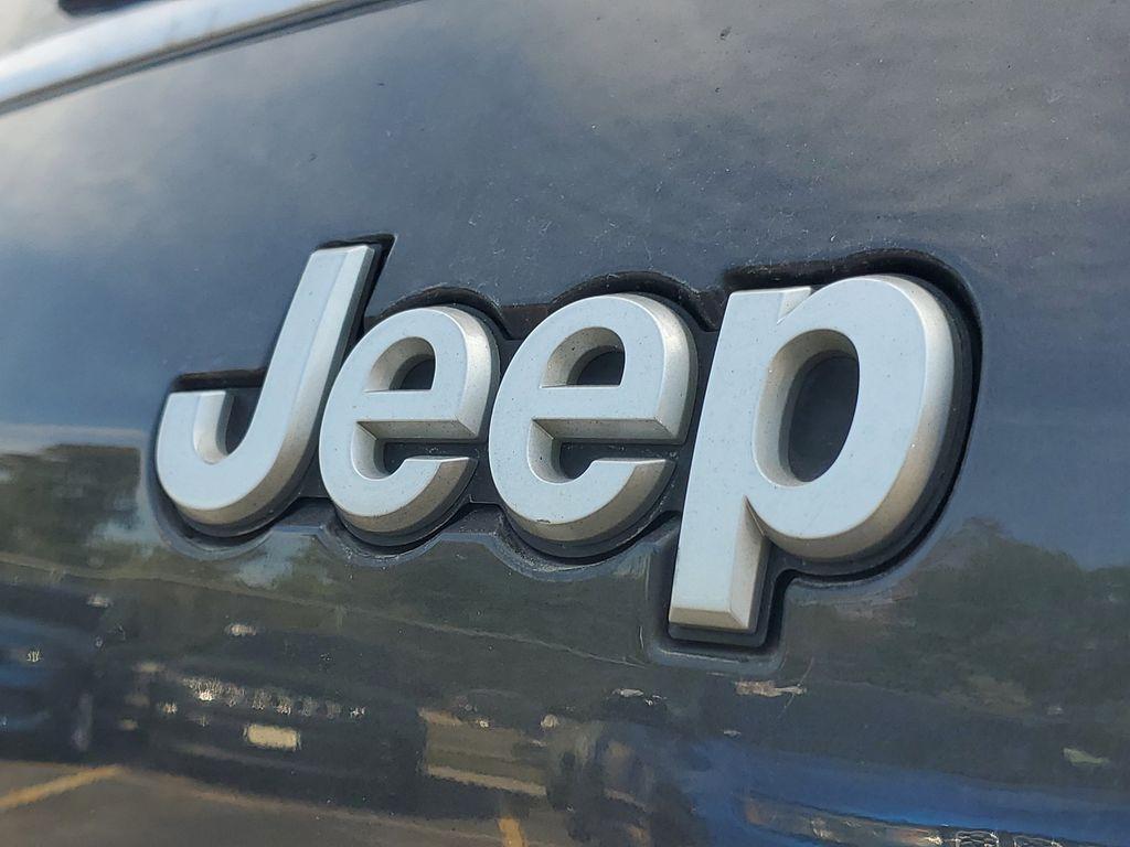 used 2024 Jeep Grand Cherokee L car, priced at $30,750