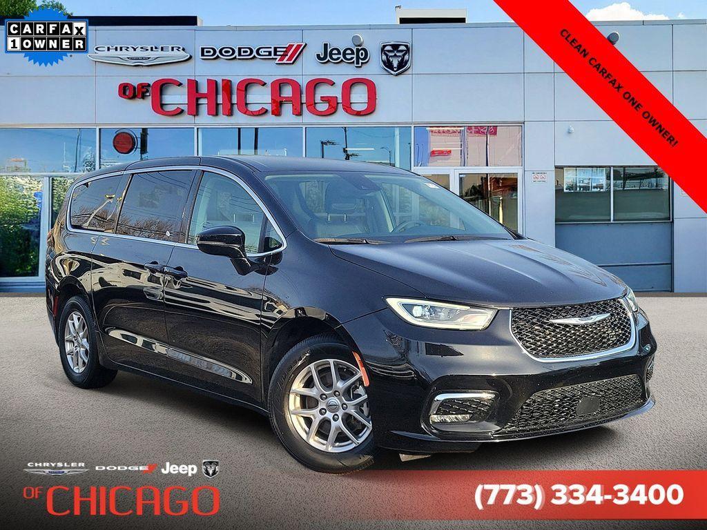 used 2024 Chrysler Pacifica car, priced at $25,500