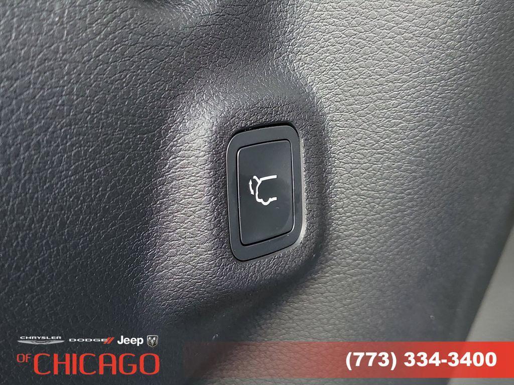 new 2026 Jeep Compass car, priced at $31,250