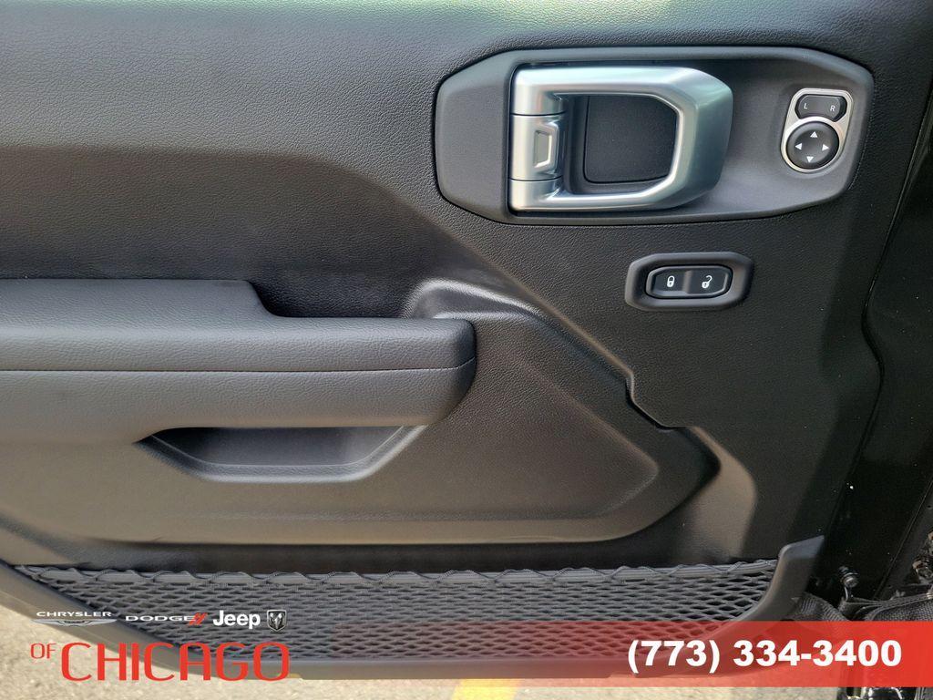 new 2026 Jeep Wrangler car, priced at $43,750