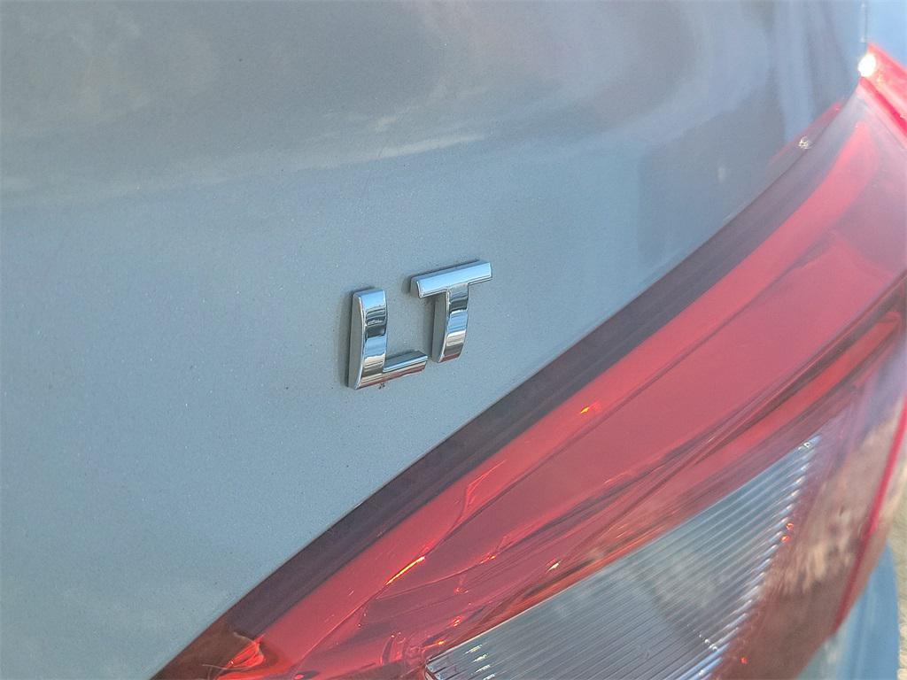 used 2016 Chevrolet Cruze car, priced at $7,500