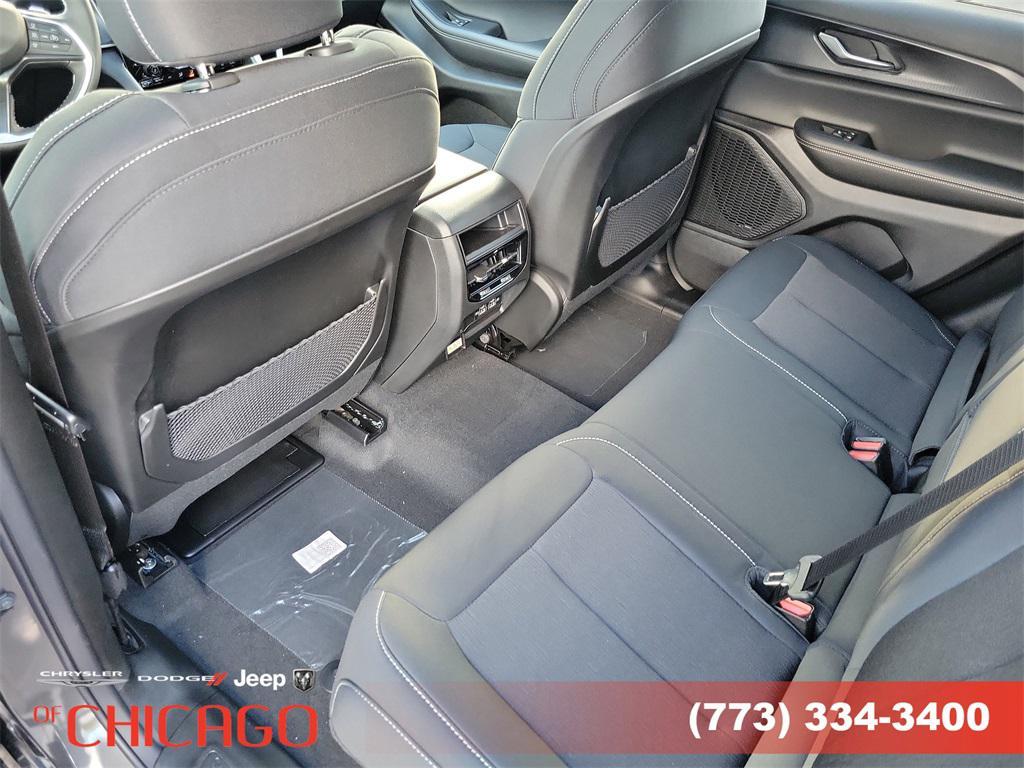 new 2025 Jeep Grand Cherokee car, priced at $31,719