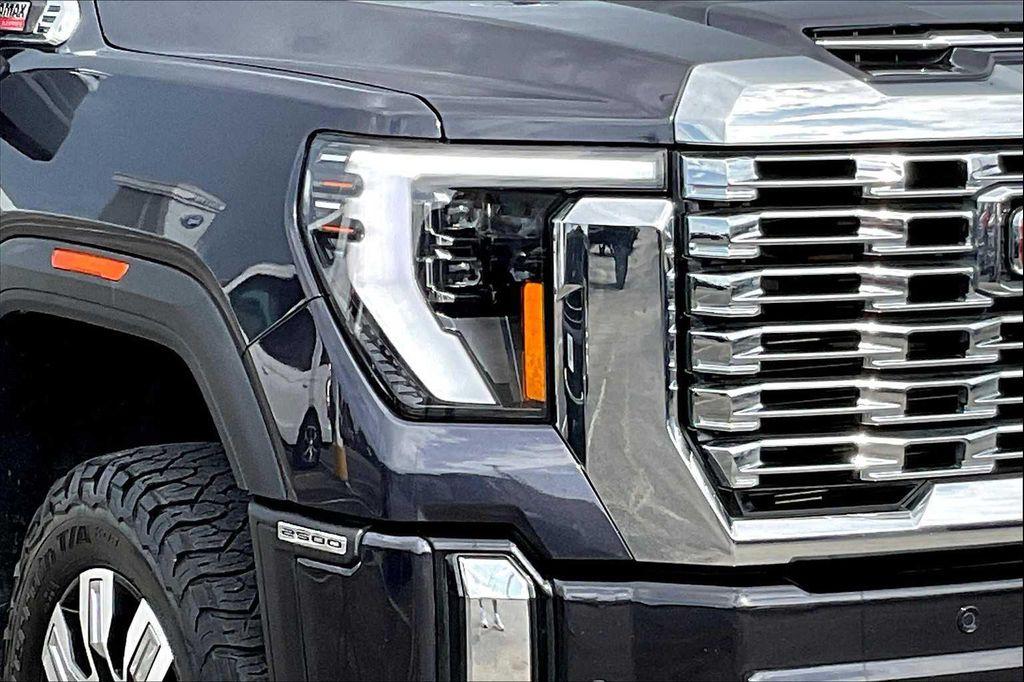 2024 Titanium Rush Metallic GMC Sierra 2500
