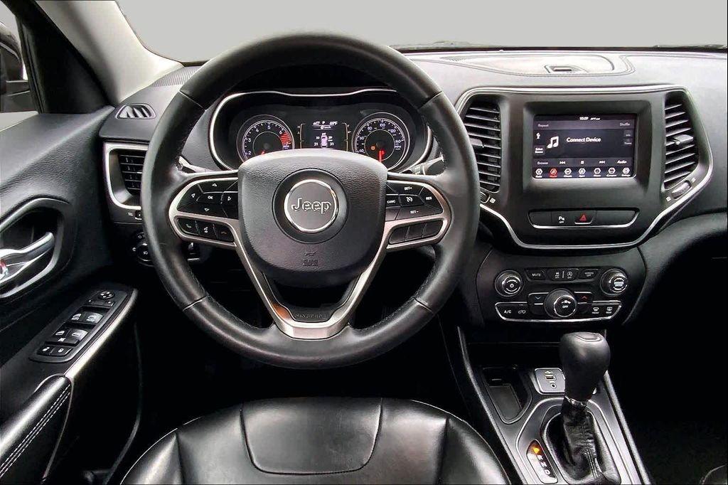 used 2020 Jeep Cherokee car, priced at $17,220
