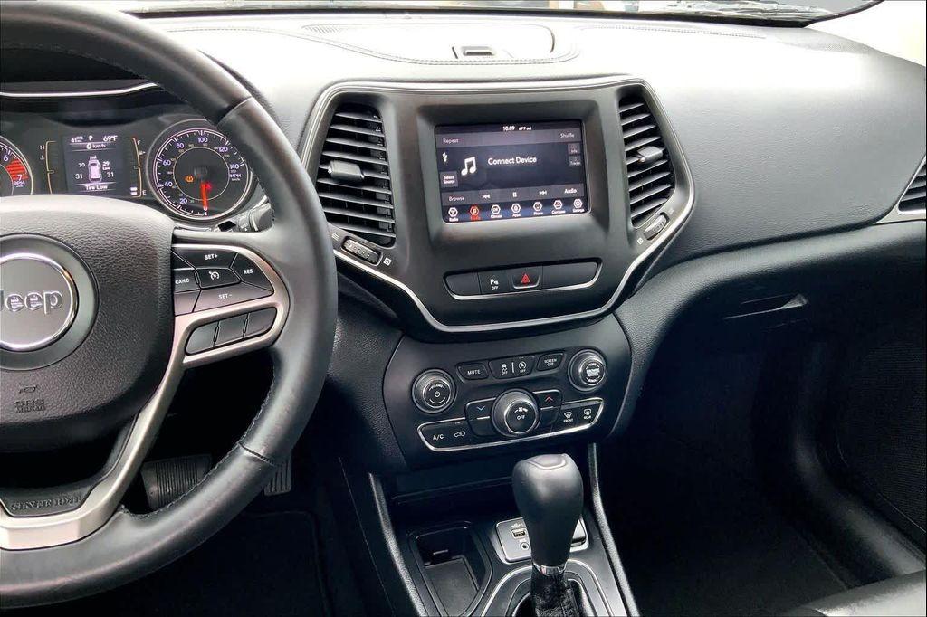 used 2020 Jeep Cherokee car, priced at $17,220