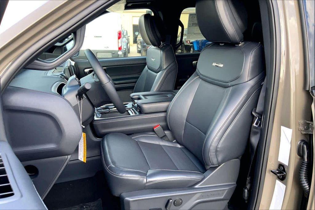 new 2026 Ford Expedition car, priced at $78,892