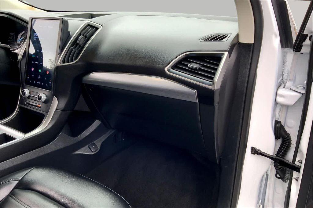 used 2022 Ford Edge car, priced at $19,116
