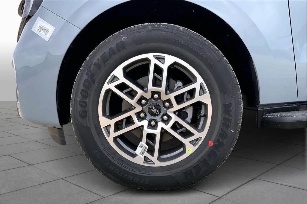 new 2026 Ford Expedition car, priced at $65,174