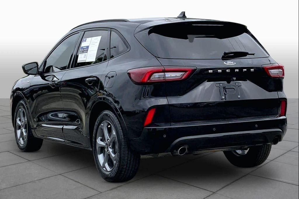 used 2023 Ford Escape car, priced at $21,617