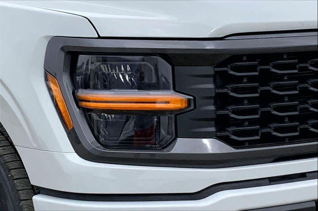 new 2026 Ford F-150 car, priced at $42,340