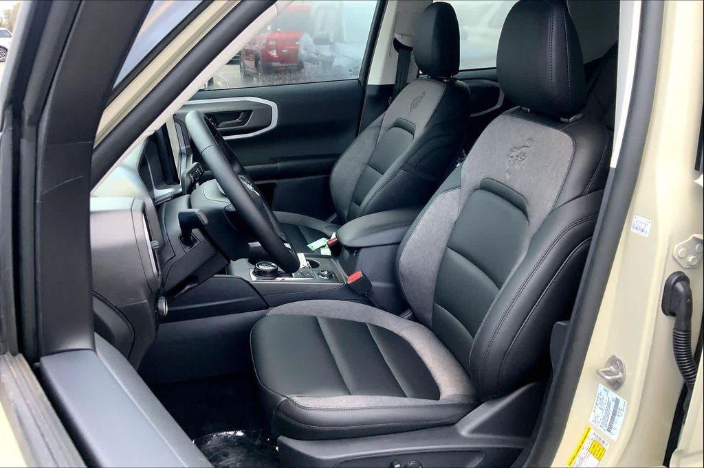 new 2025 Ford Bronco Sport car, priced at $33,753