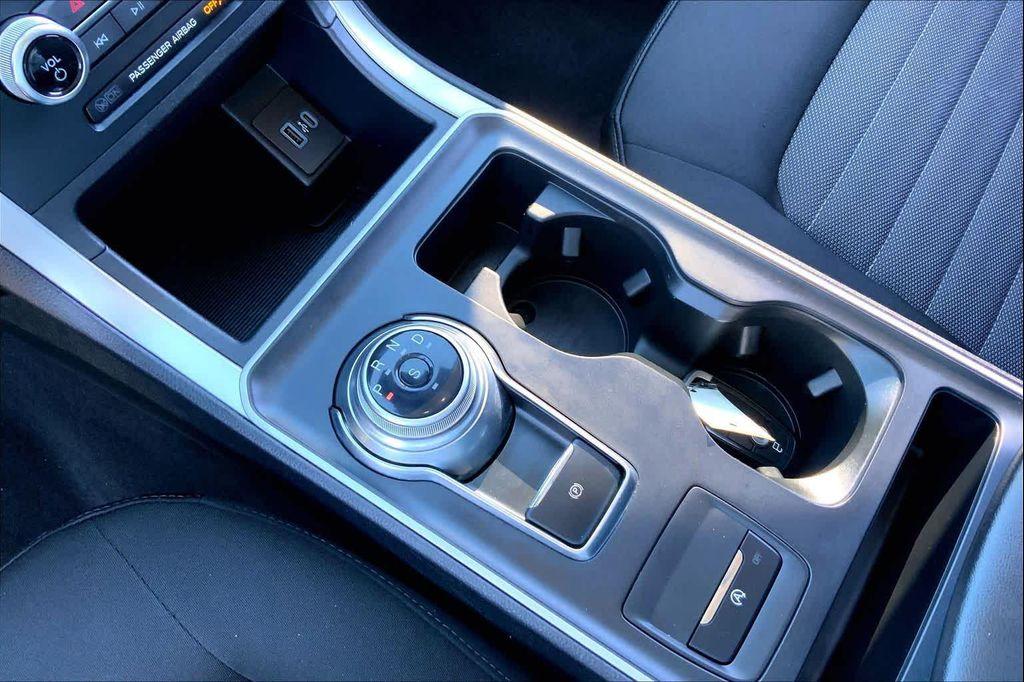 used 2024 Ford Edge car, priced at $21,896