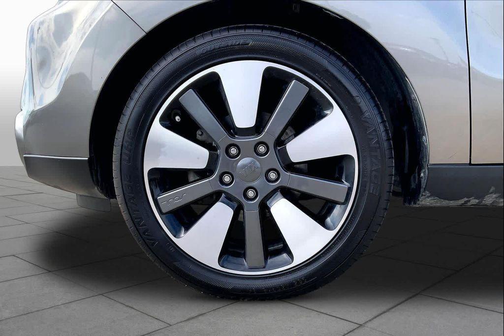 used 2016 Kia Soul car, priced at $11,220