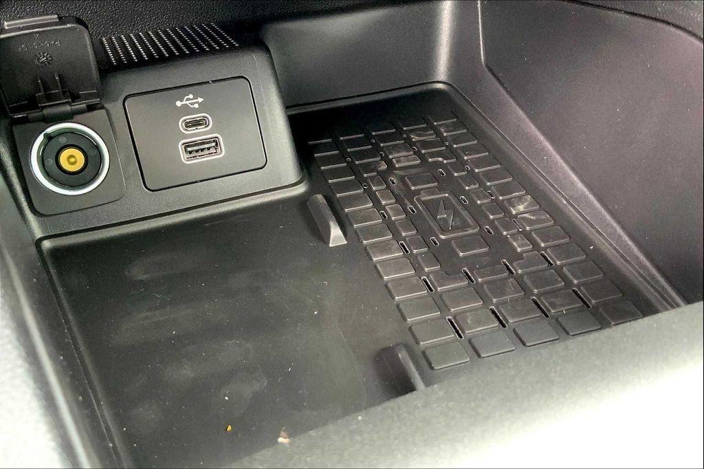 new 2025 Ford Bronco Sport car, priced at $33,992