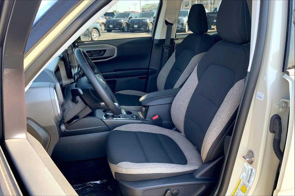 new 2025 Ford Bronco Sport car, priced at $32,120