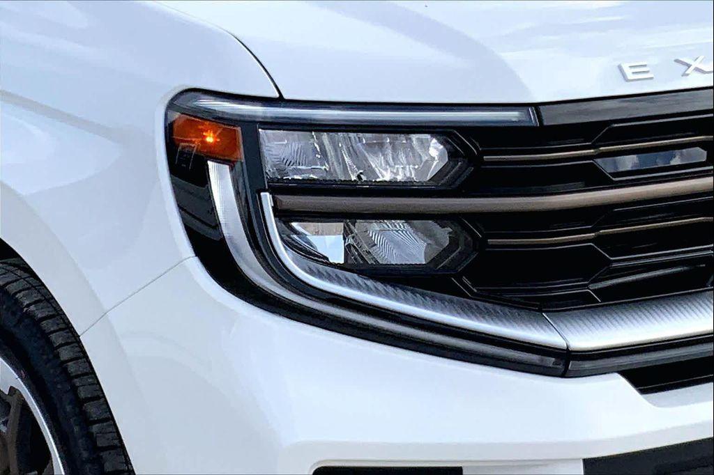 new 2026 Ford Expedition car, priced at $85,523