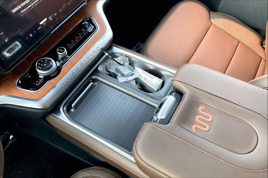 new 2026 Ford Expedition car, priced at $85,523