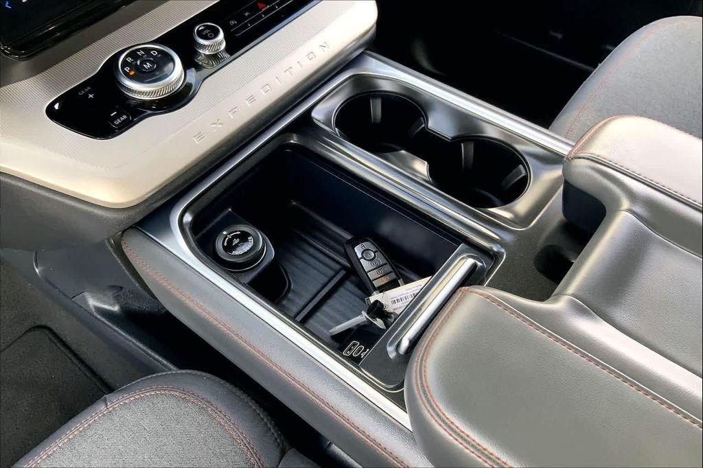 used 2025 Ford Expedition Max car, priced at $55,983