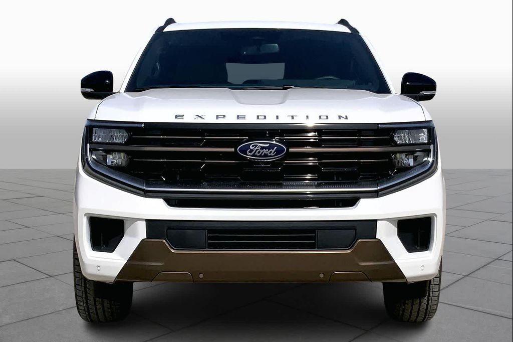 new 2026 Ford Expedition car, priced at $88,150