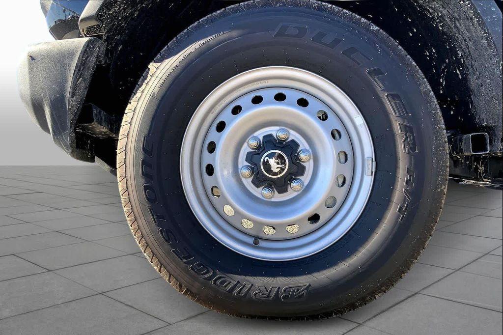 new 2025 Ford Bronco car, priced at $40,739