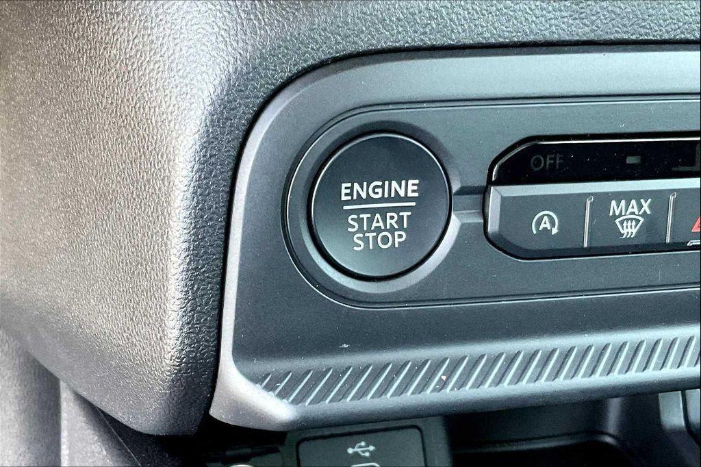 new 2025 Ford Bronco Sport car, priced at $32,810