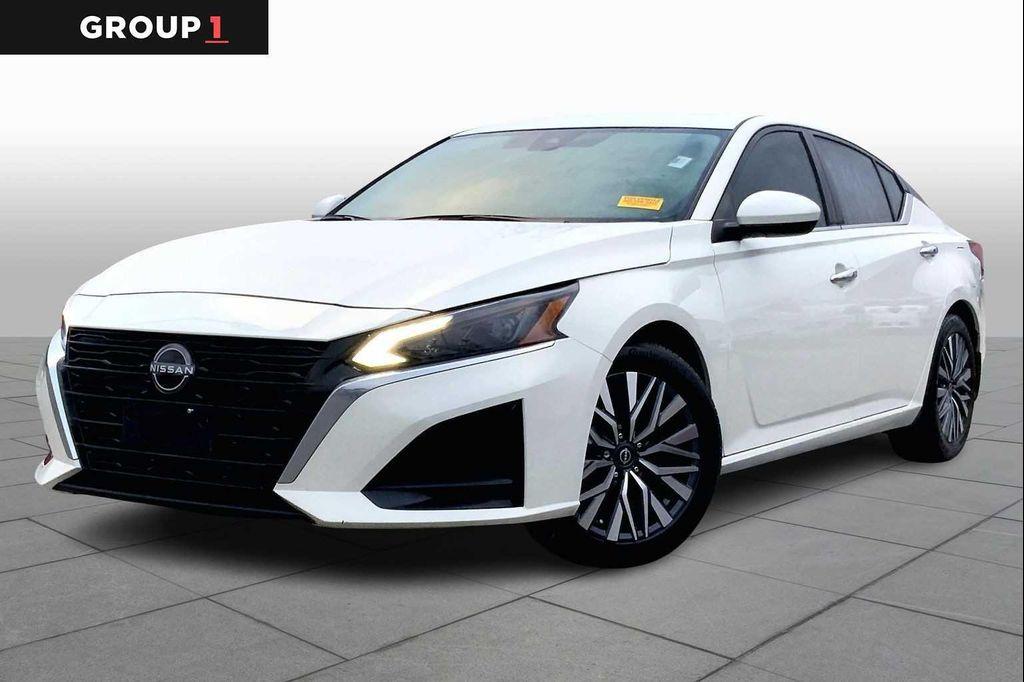 used 2023 Nissan Altima car, priced at $19,388