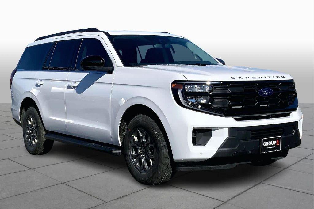 new 2025 Ford Expedition car, priced at $59,932