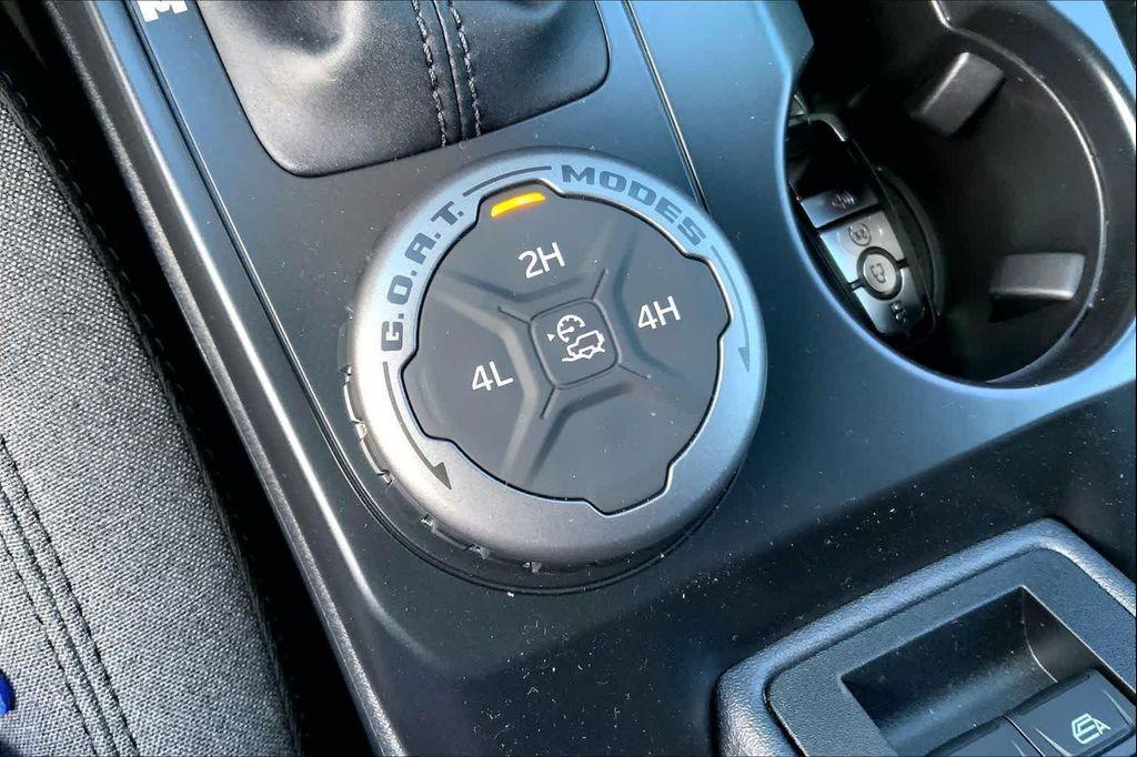 new 2025 Ford Bronco car, priced at $44,409