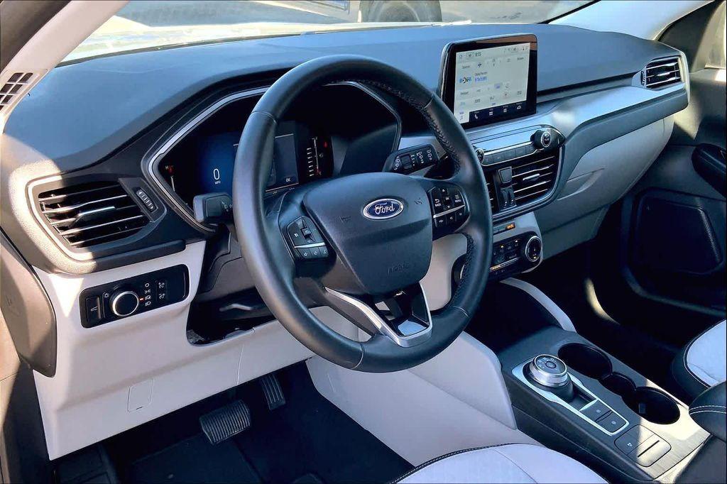 used 2024 Ford Escape car, priced at $19,996