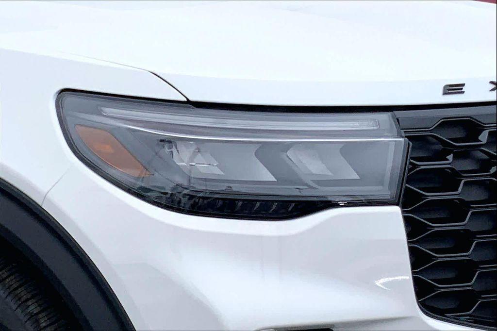 new 2026 Ford Explorer car, priced at $47,839