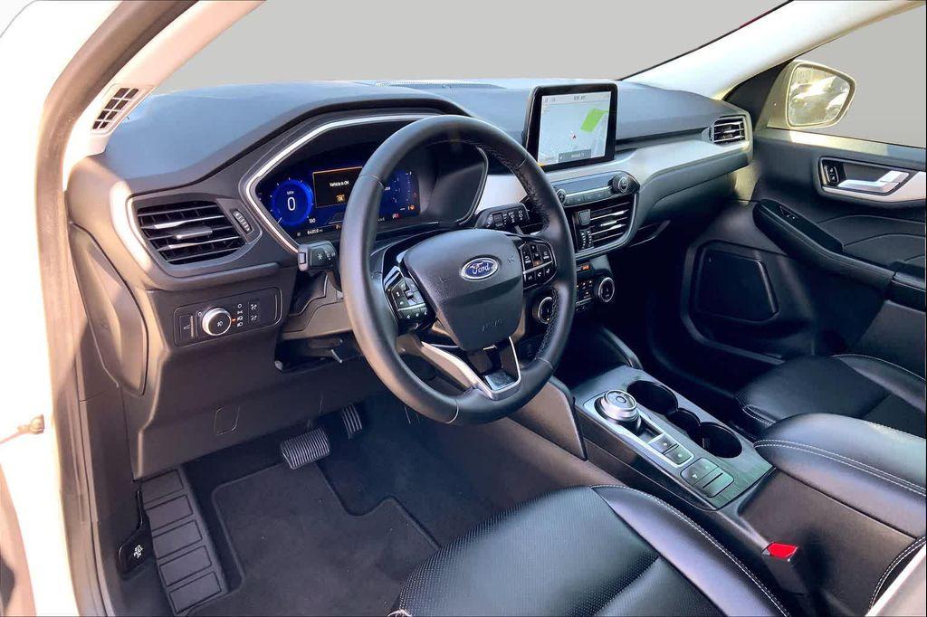 used 2022 Ford Escape car, priced at $17,216