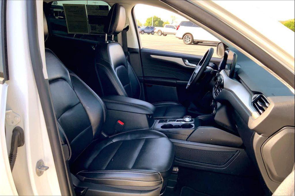 used 2022 Ford Escape car, priced at $20,849