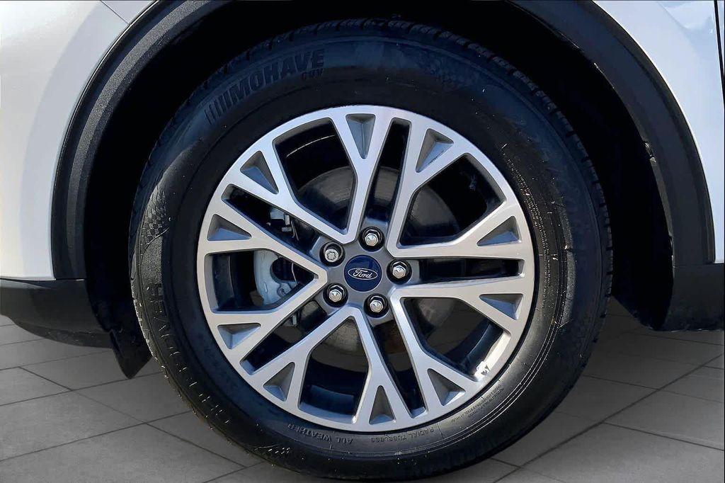 used 2022 Ford Escape car, priced at $20,849