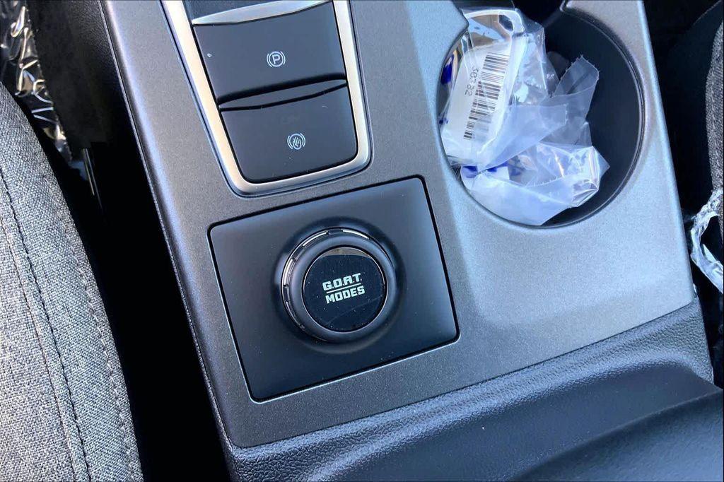 new 2025 Ford Bronco Sport car, priced at $32,097