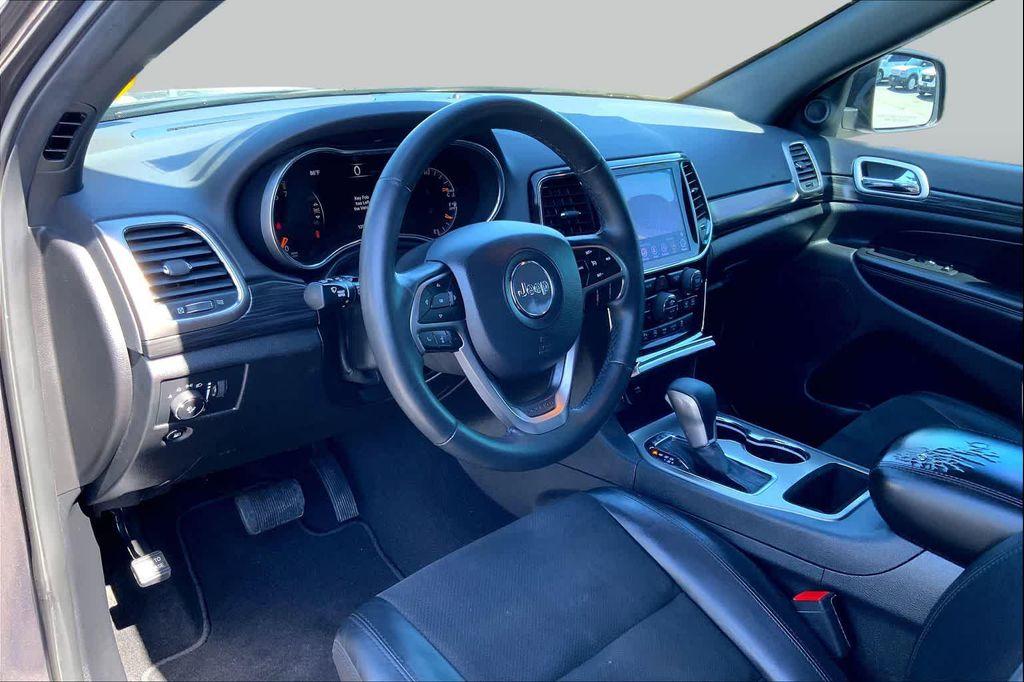 used 2019 Jeep Grand Cherokee car, priced at $16,819