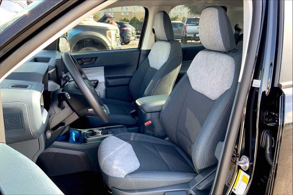 new 2025 Ford Maverick car, priced at $29,719