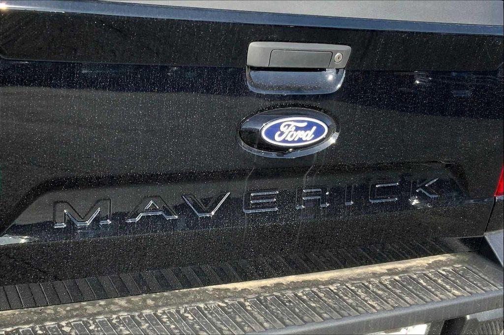 new 2025 Ford Maverick car, priced at $29,719