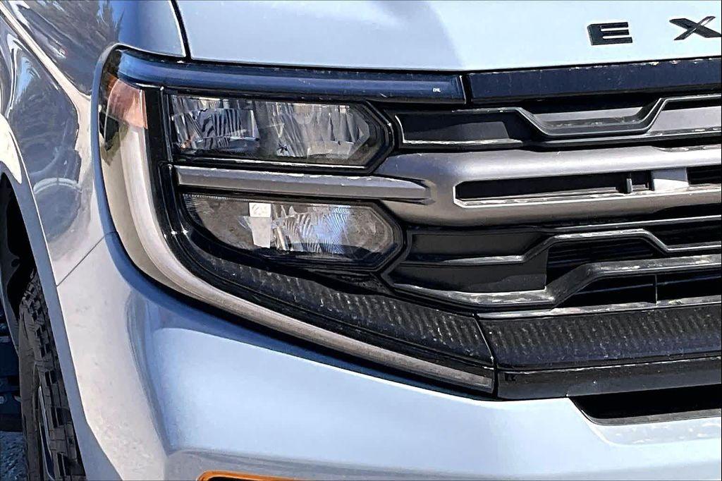 new 2026 Ford Expedition car, priced at $85,485