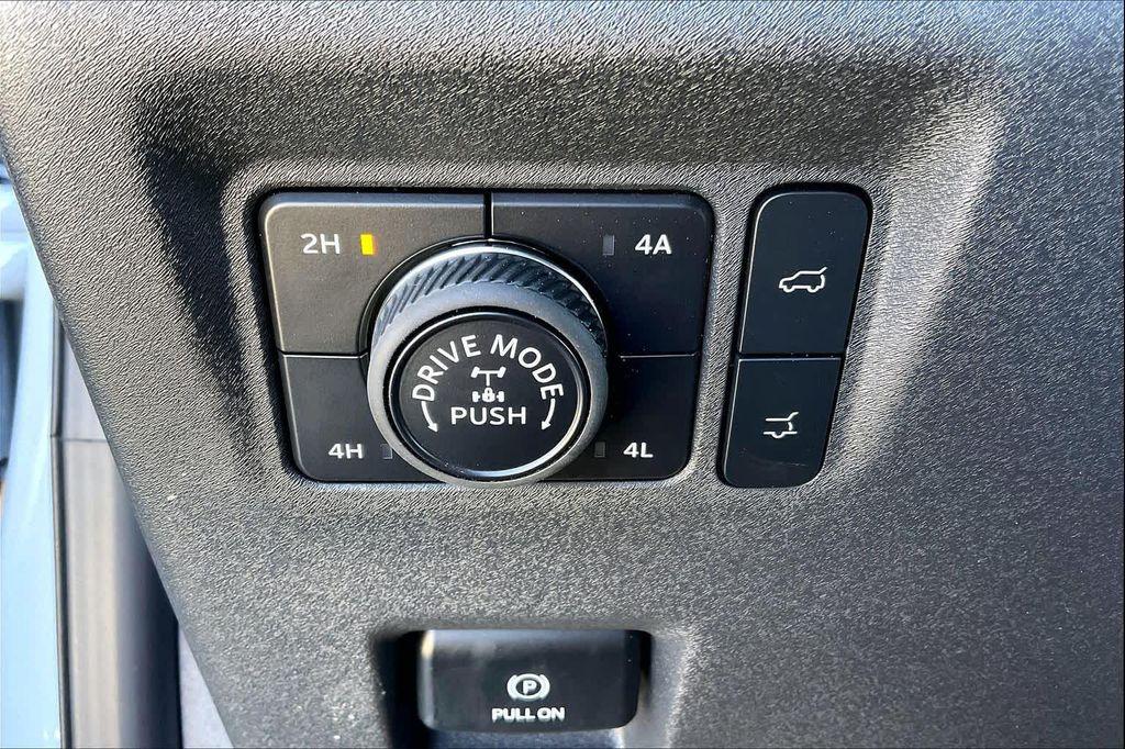 new 2026 Ford Expedition car, priced at $85,485