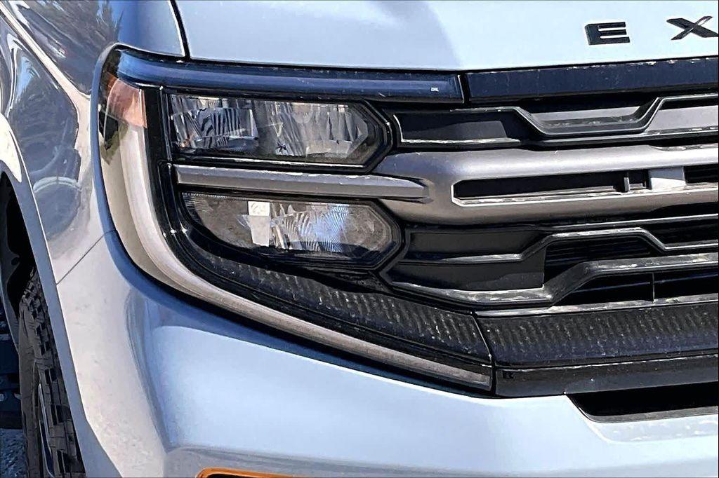 new 2026 Ford Expedition car, priced at $83,346